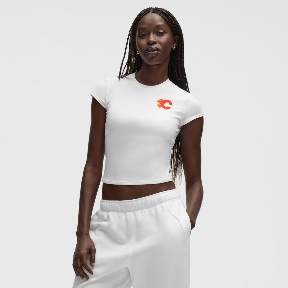 Calgary Flames lululemon Women's Baby T-Shirt - White | US 203170018