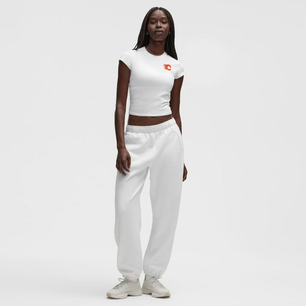 Calgary Flames lululemon Women's Baby T-Shirt - White | US 203170018