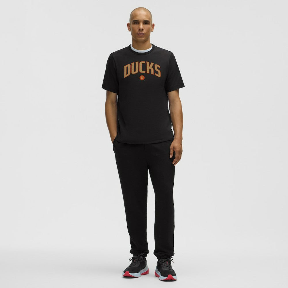 Anaheim Ducks lululemon Organic Cotton Classic-Fit T-Shirt - Black | US 203170039