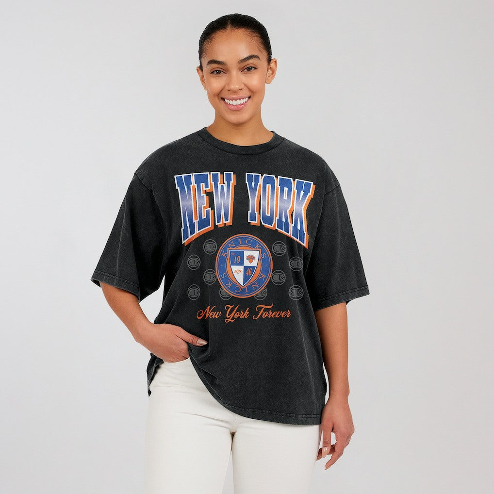 New York Knicks WEAR by Erin Andrews Women's Oversized Boyfriend T-Shirt Black outlet