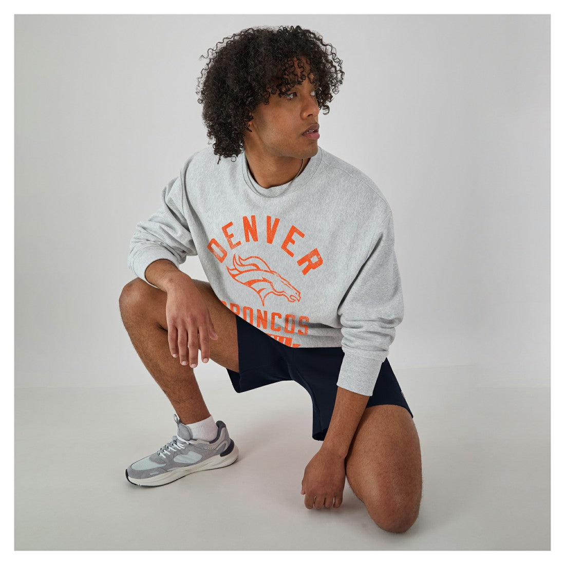 Denver Broncos Champion Reverse Weave Fleece Pullover Sweatshirt - Heather Gray Pullover