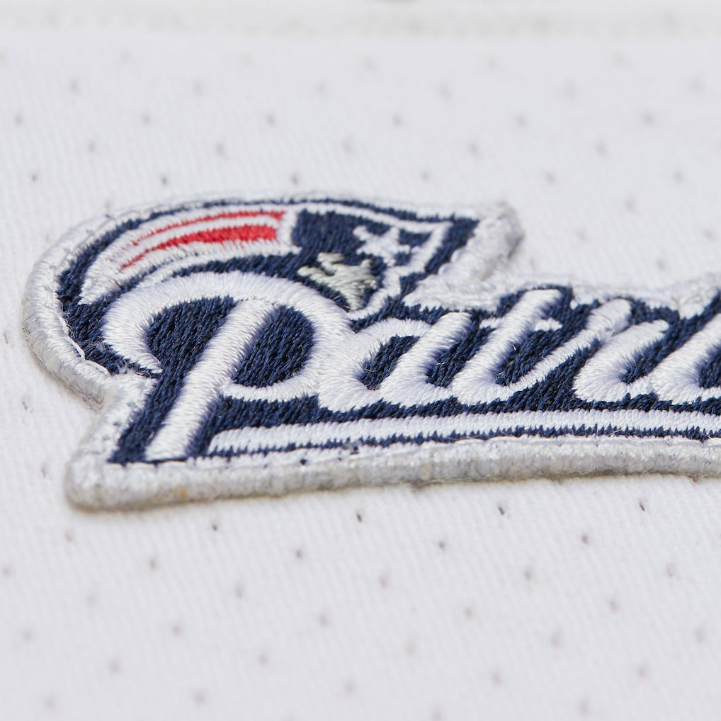 Tom Brady New England Patriots 2000 Authentic Jersey - White Jerseys