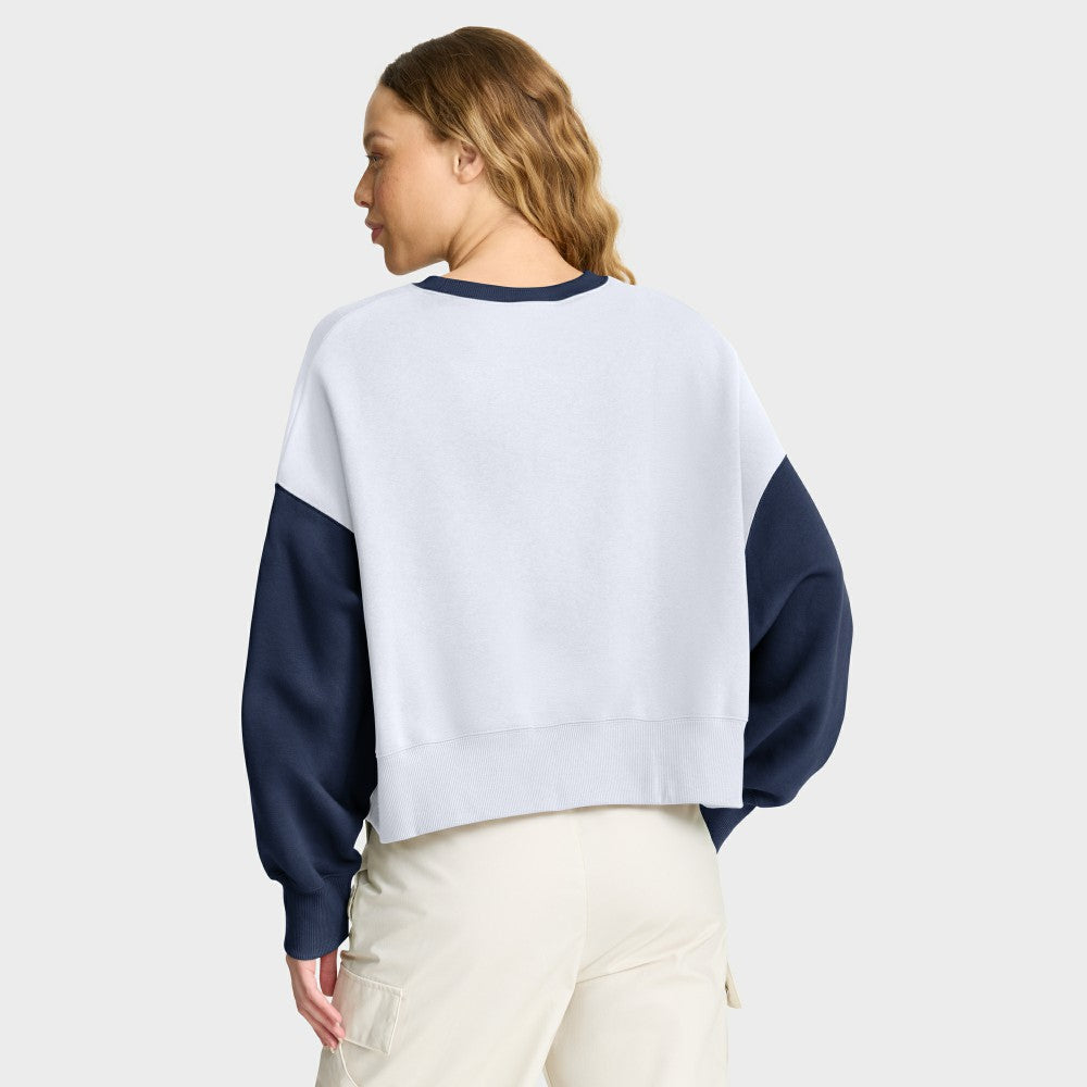 Cleveland Guardians Nike Women's Oversized High Hip Fleece Sweatshirt - White/Navy Sweatshirts