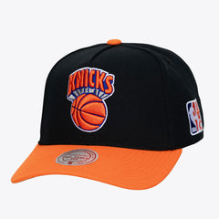 New York Knicks Hardwood Classics Legendary Away Pro-Pinch Adjustable Hat Black - Mitchell & Ness