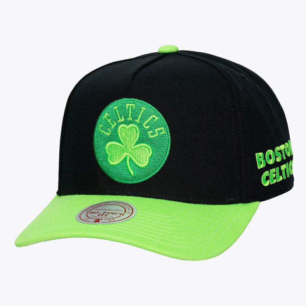Boston Celtics Hardwood Classics Legendary Away Pro-Pinch Adjustable Hat Black - Mitchell & Ness