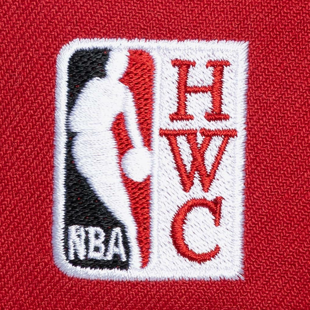 Chicago Bulls Legendary Home Pro Pinch Snapback Hat Red - Mitchell & Ness