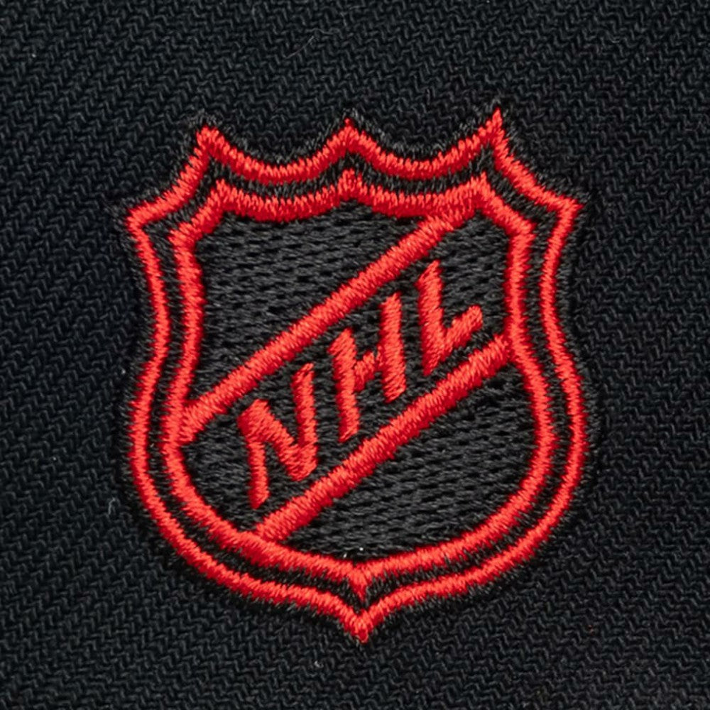 Chicago Blackhawks Mitchell & Ness Legendary Away Snapback Hat - Black | US 203263568
