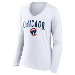 Chicago Cubs Women's Team Lockup Long Sleeve V-Neck T-Shirt - White T-shirts