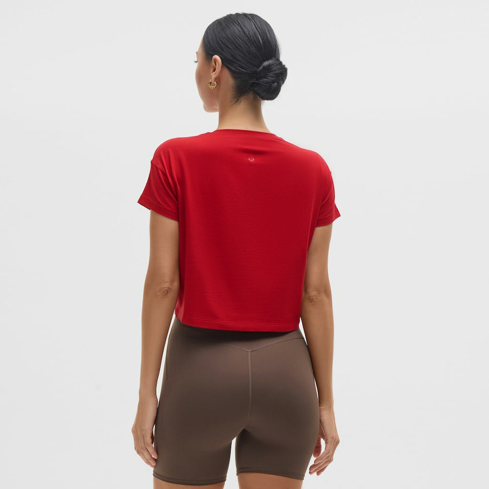 Atlanta Falcons lululemon Women's Cates T-Shirt - College Crimson T-shirts