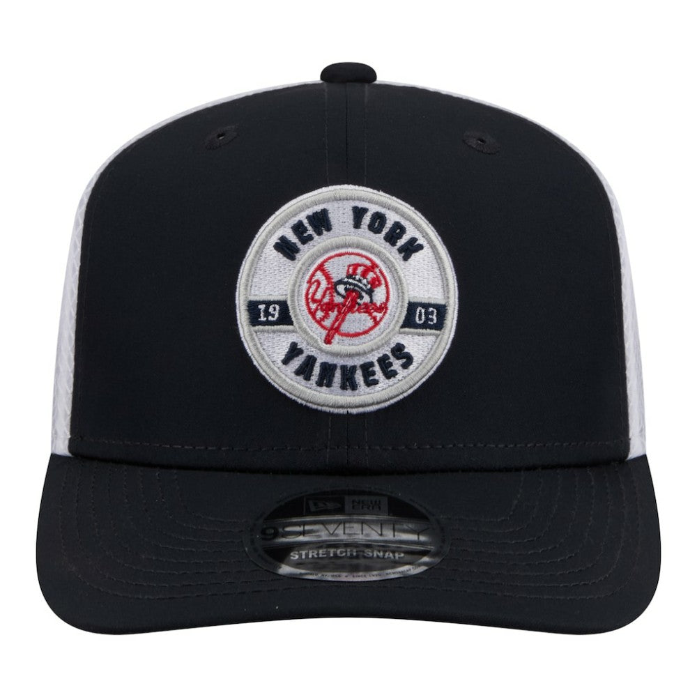 New York Yankees New Era Active 9SEVENTY Adjustable Trucker Hat - Navy Hats