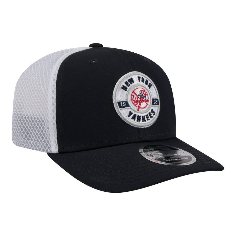 New York Yankees New Era Active 9SEVENTY Adjustable Trucker Hat - Navy Hats
