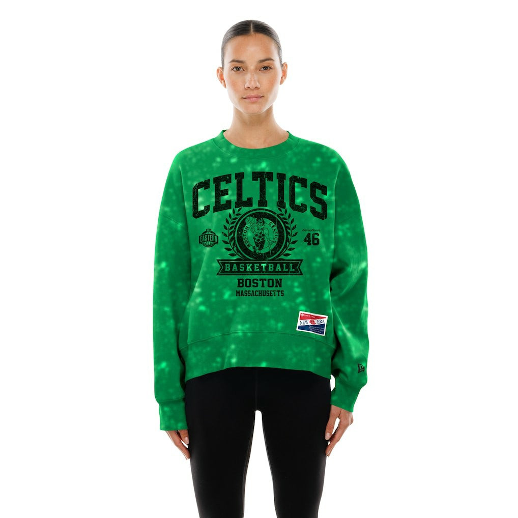 Boston Celtics Women's Throwback Collection Mineral Wash Crewneck Sweatshirt Kelly Green - New Era