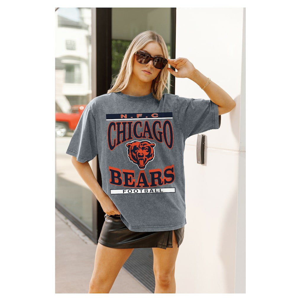 Chicago Bears Gameday Couture Women's Oversized Classic Grind Washed T-Shirt - Gray T-shirts
