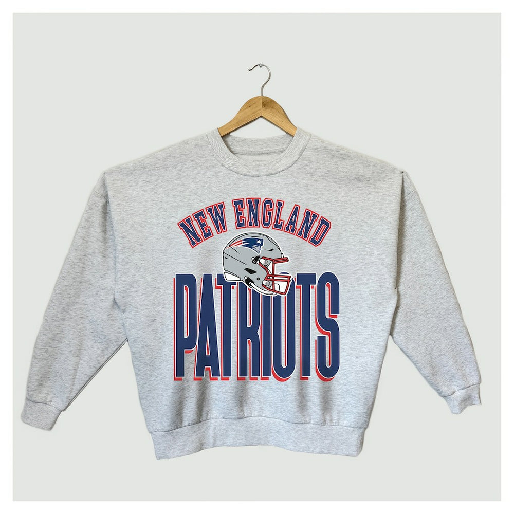 New England Patriots Gameday Couture Women's Fierce Focus Premium Oversized Fleece Pullover Sweatshirt - Ash Pullover