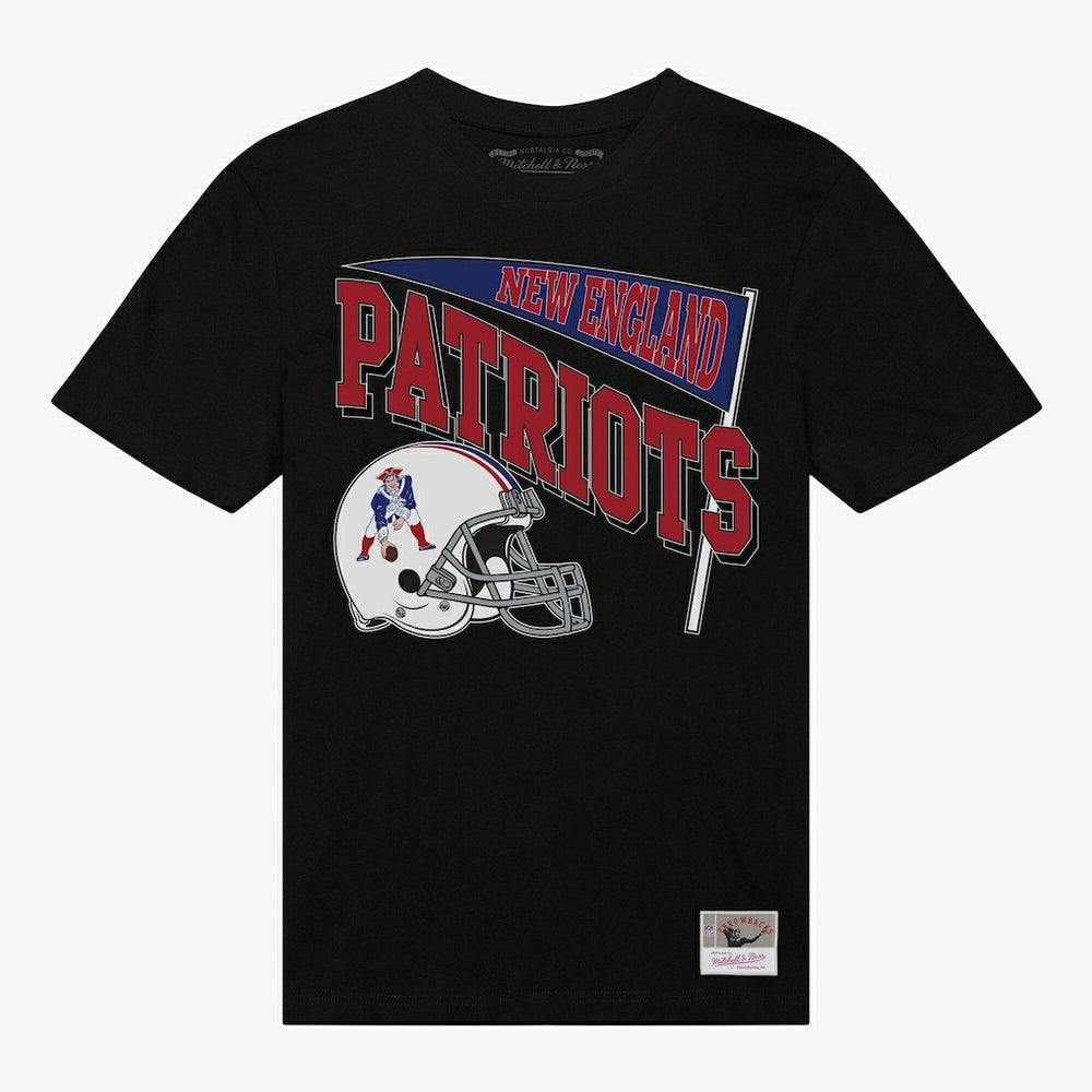 New England Patriots Women's Team Dynamic Boyfriend T-Shirt - Black T-shirts