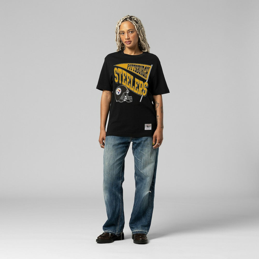 Pittsburgh Steelers Women's Team Dynamic Boyfriend T-Shirt - Black T-shirts
