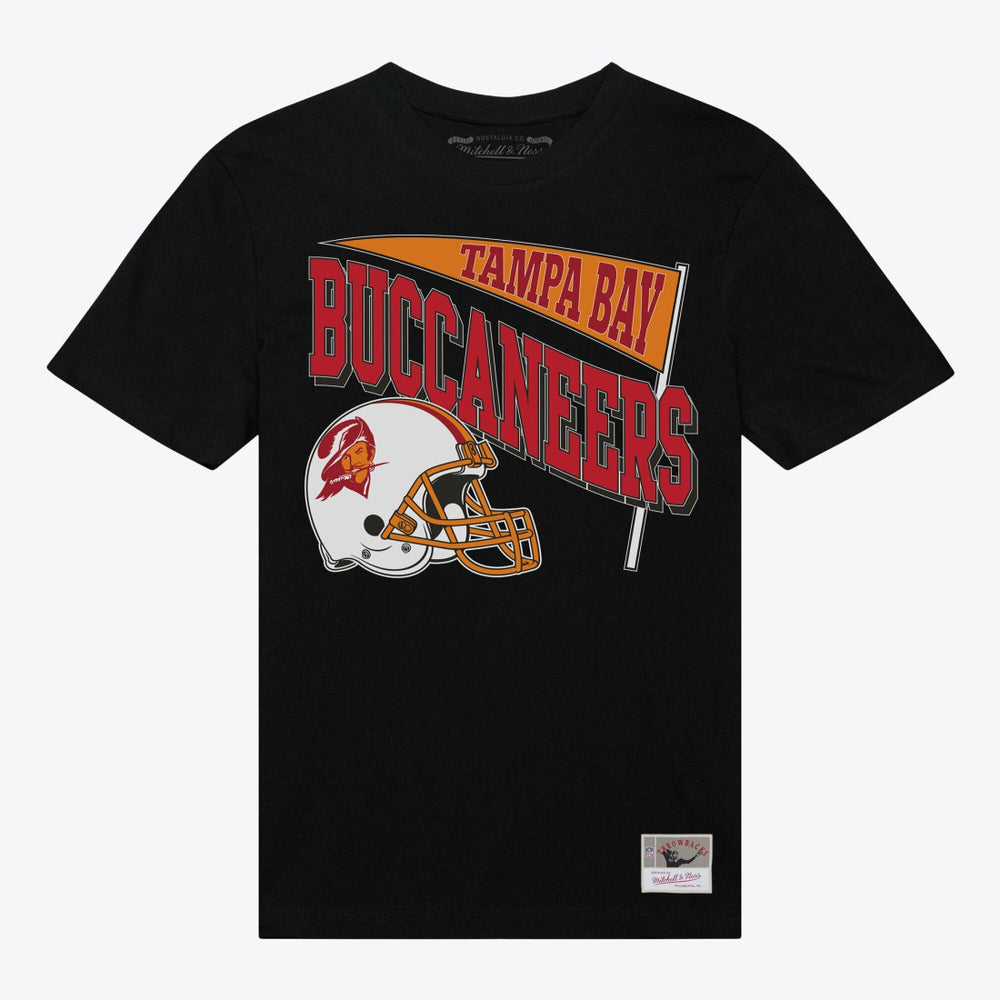Tampa Bay Buccaneers Women's Team Dynamic Boyfriend T-Shirt - Black T-shirts