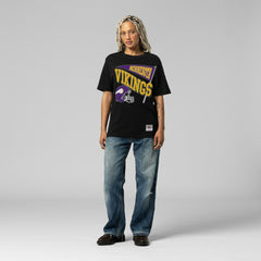 Minnesota Vikings Women's Team Dynamic Boyfriend T-Shirt - Black T-shirts