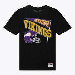 Minnesota Vikings Women's Team Dynamic Boyfriend T-Shirt - Black T-shirts