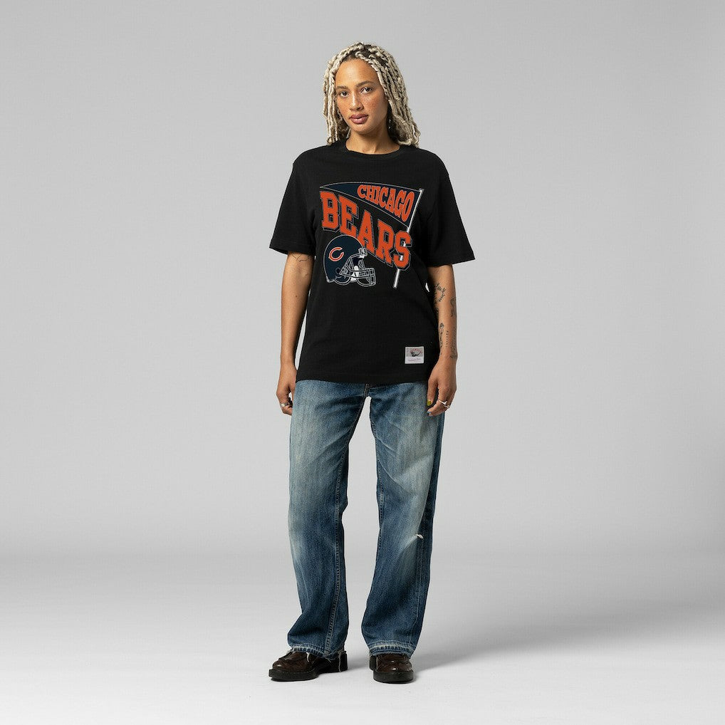 Chicago Bears Women's Team Dynamic Boyfriend T-Shirt - Black T-shirts
