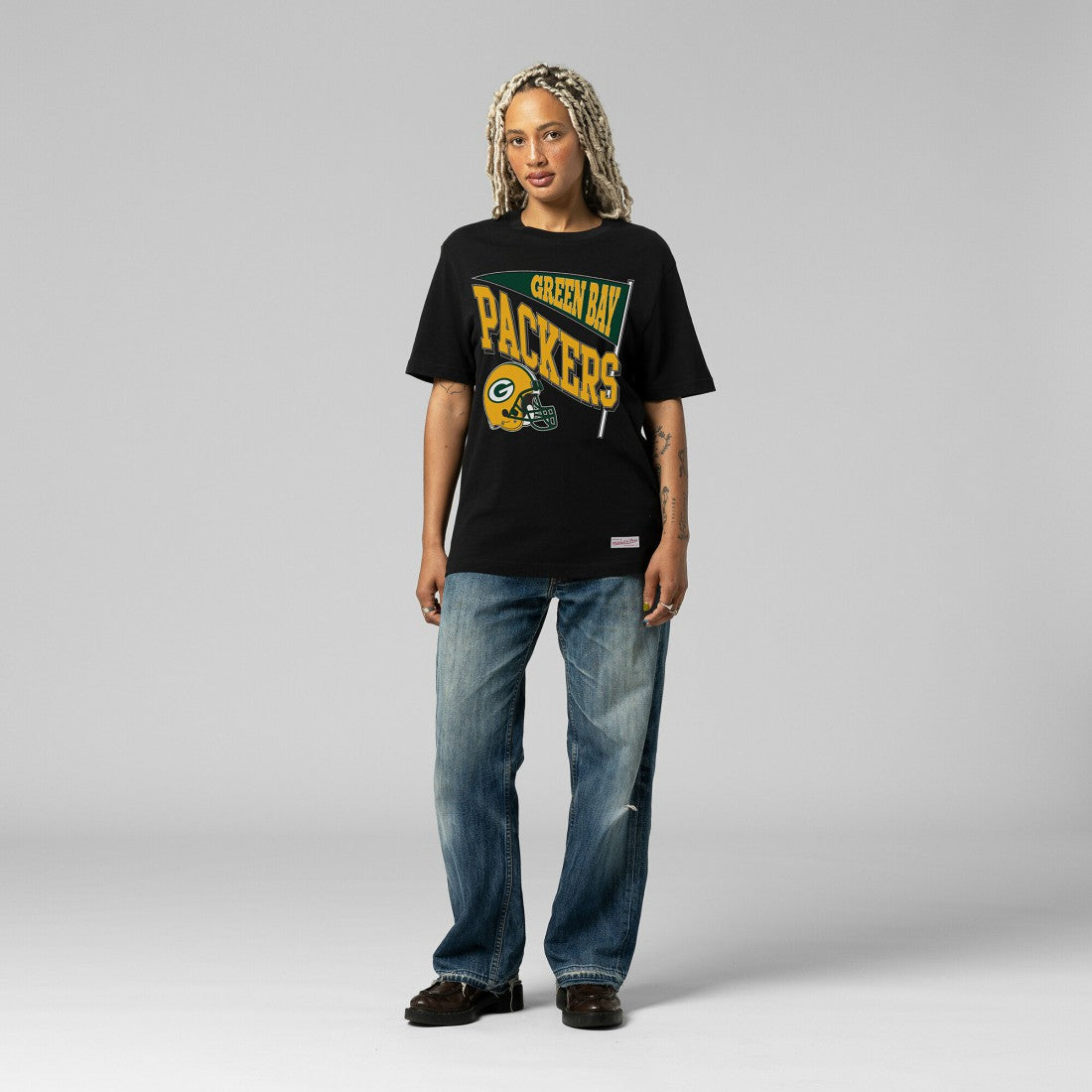 Green Bay Packers Women's Team Dynamic Boyfriend T-Shirt - Black T-shirts