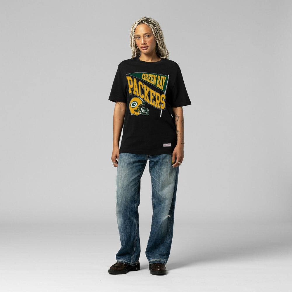 Green Bay Packers Women's Team Dynamic Boyfriend T-Shirt - Black T-shirts