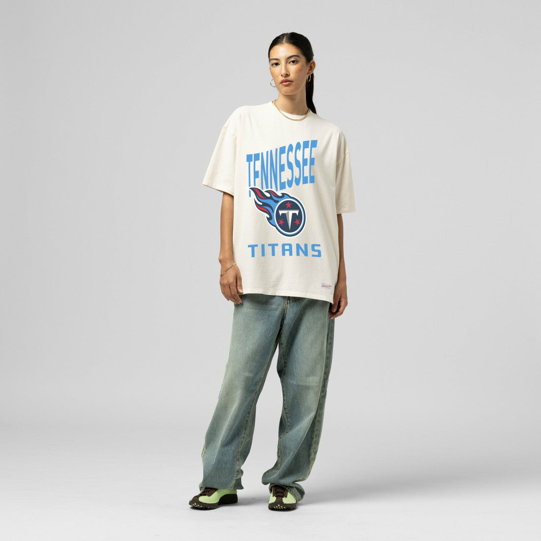 Tennessee Titans Women's Logo Rise Boyfriend T-Shirt - Cream T-shirts