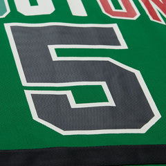 Kevin Garnett Boston Celtics Unisex Maxxed Out Fashion Hockey Jersey Kelly Green - Mitchell & Ness