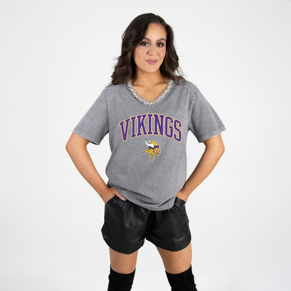 Minnesota Vikings Gameday Couture Women's Relaxed Iconic Edge Rhinestone V-Neck T-Shirt - Gray T-shirts