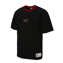 Miami Heat Unisex Playmaker Vintage Logo T-Shirt Black - Mitchell & Ness