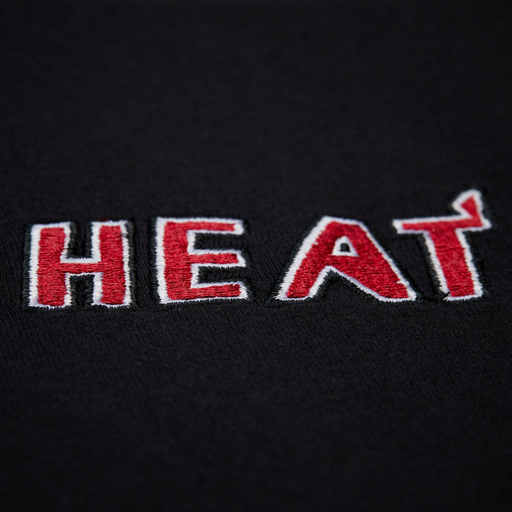 Miami Heat Unisex Playmaker Vintage Logo T-Shirt Black - Mitchell & Ness
