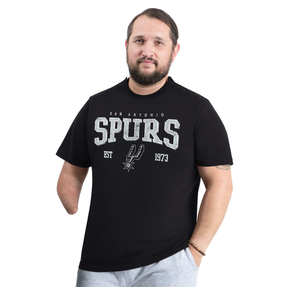 San Antonio Spurs G-III Sports by Carl Banks Adaptive Classic Team Spirit Short Sleeve T-Shirt Black