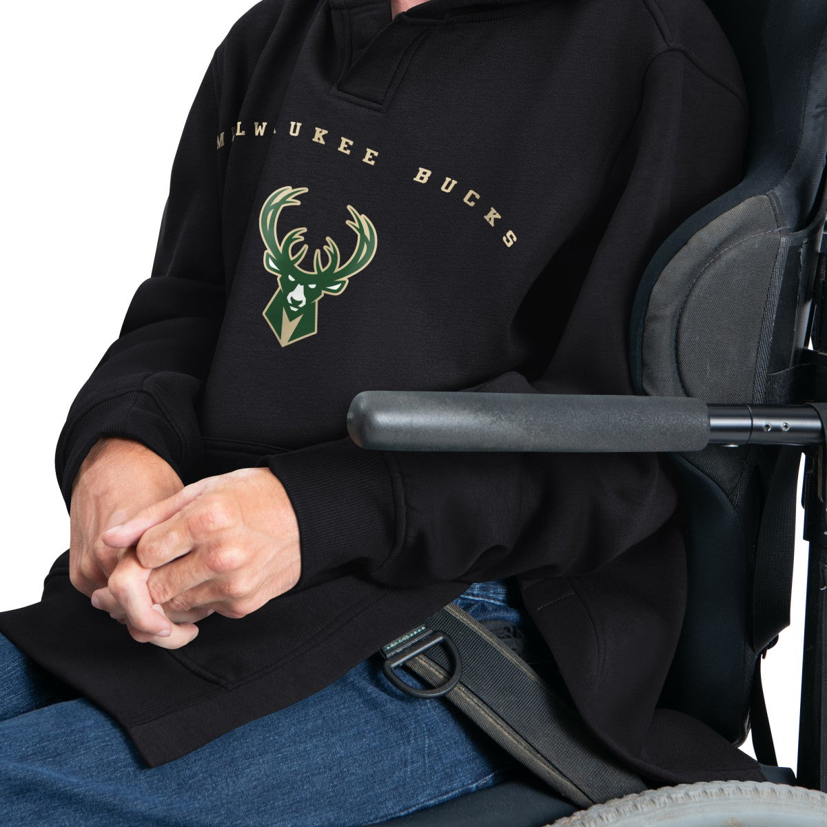 Milwaukee Bucks G-III Sports by Carl Banks Adaptive Team Arc Fleece Hoodie Black