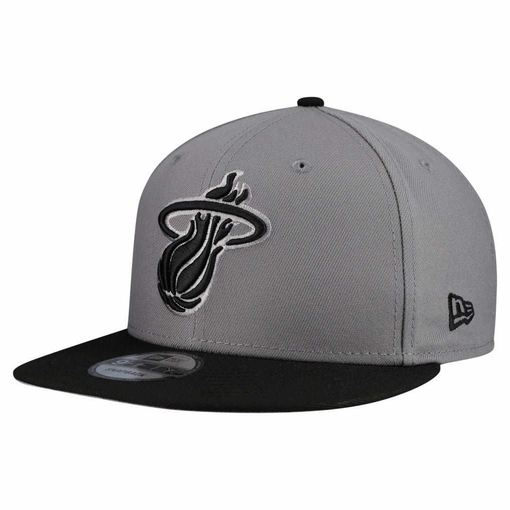 Miami Heat Core Logo Storm Gray Two-Tone 9FIFTY Snapback Hat Gray - New Era