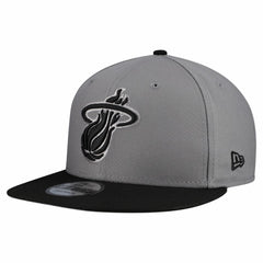Miami Heat Core Logo Storm Gray Two-Tone 9FIFTY Snapback Hat Gray - New Era