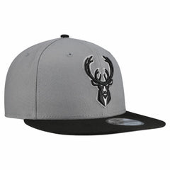 Milwaukee Bucks Core Logo Storm Gray Two-Tone 9FIFTY Snapback Hat Gray - New Era