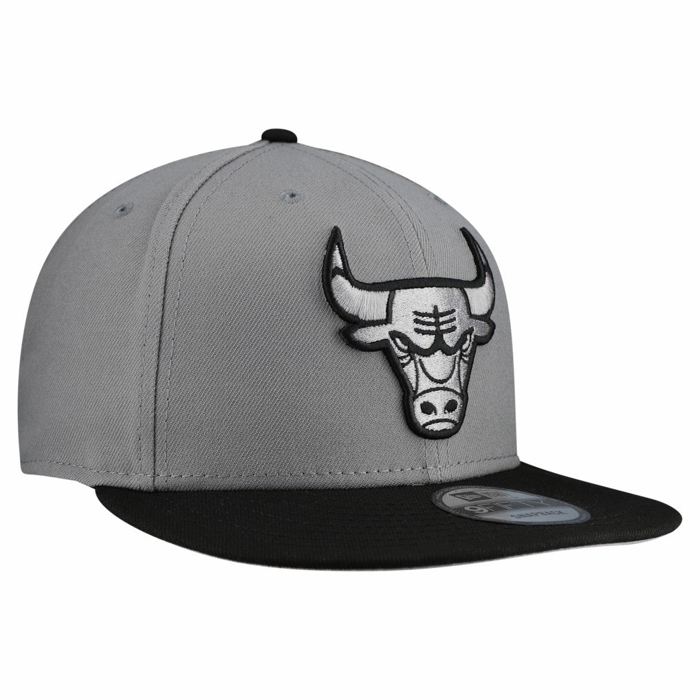 Chicago Bulls Core Logo Storm Gray Two-Tone 9FIFTY Snapback Hat Gray - New Era