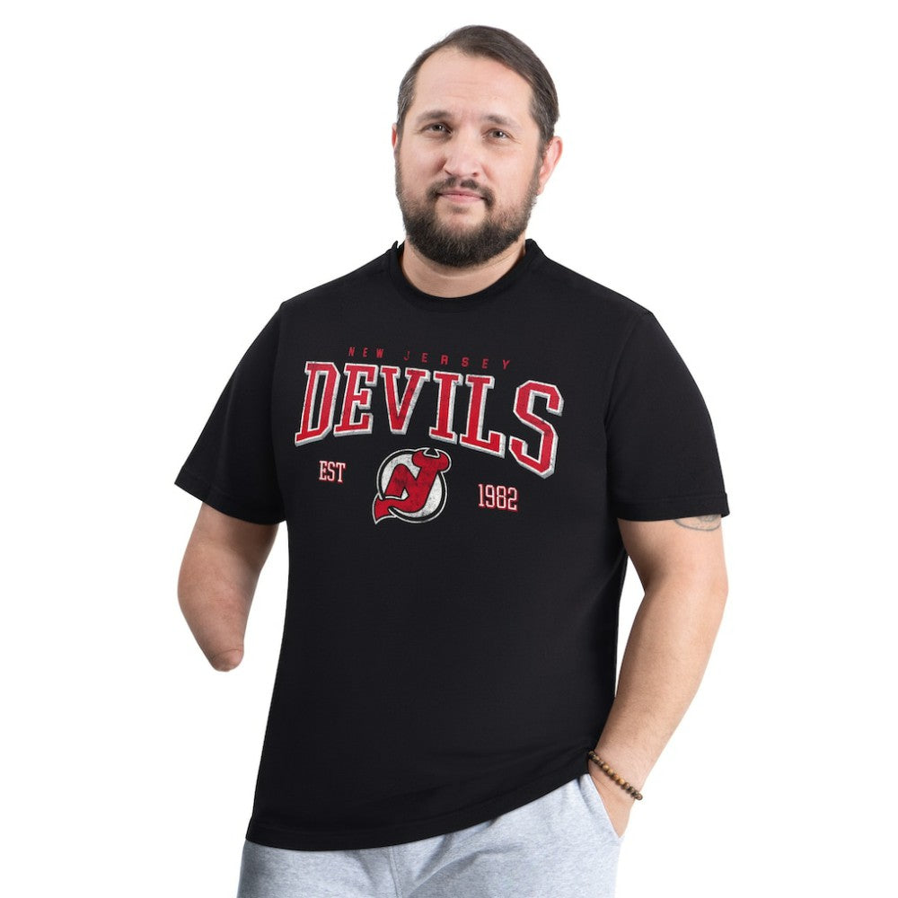 New Jersey Devils G-III Sports by Carl Banks Adaptive Classic Team Graphic T-Shirt - Black | US 203456409
