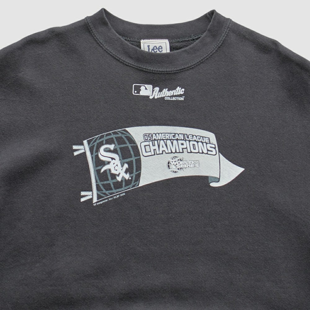 Chicago White Sox Lee Apparel 2005 Pullover Sweatshirt - Black - XVintage Pullover