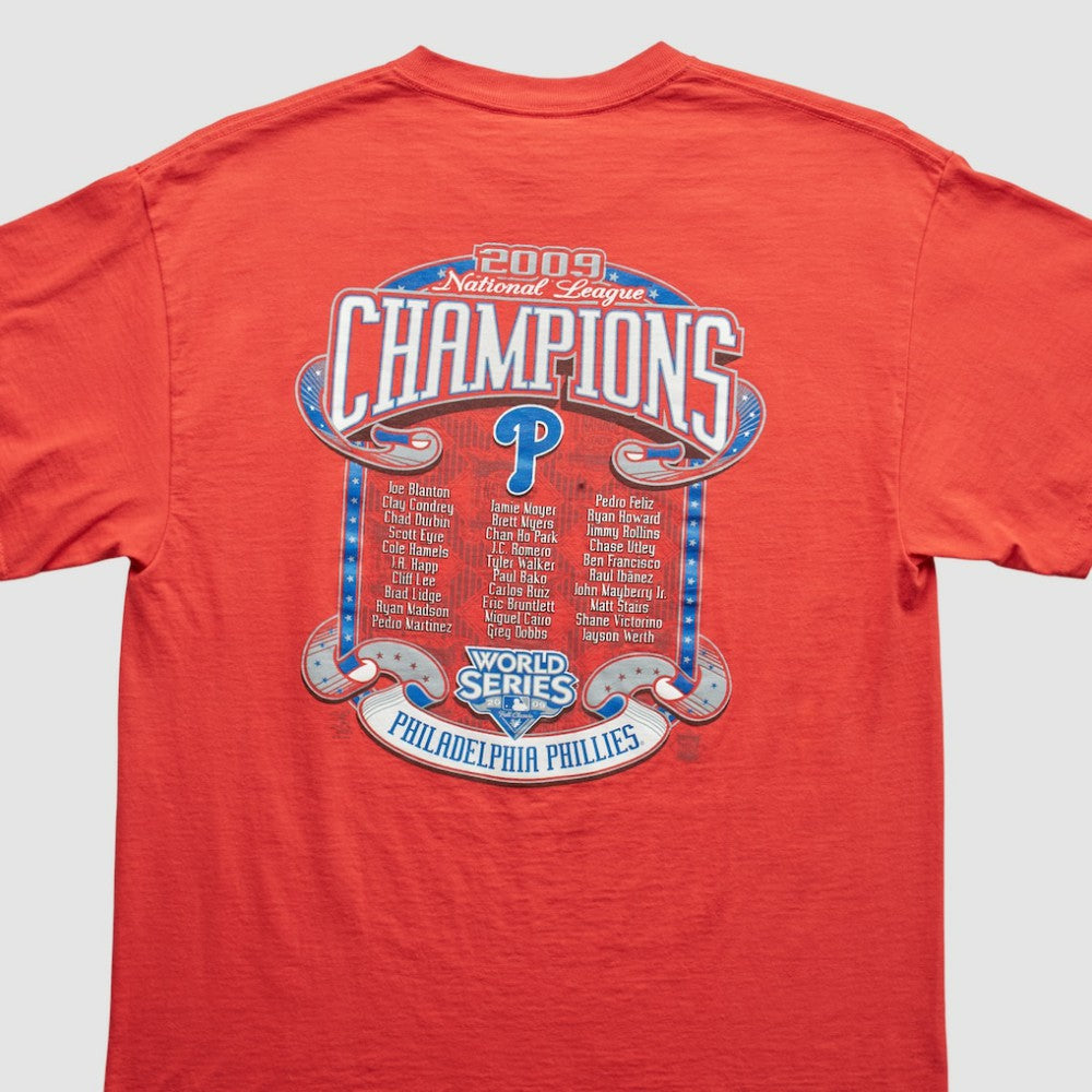 Philadelphia Phillies Majestic 2009 T-Shirt - Red - XVintage T-shirts