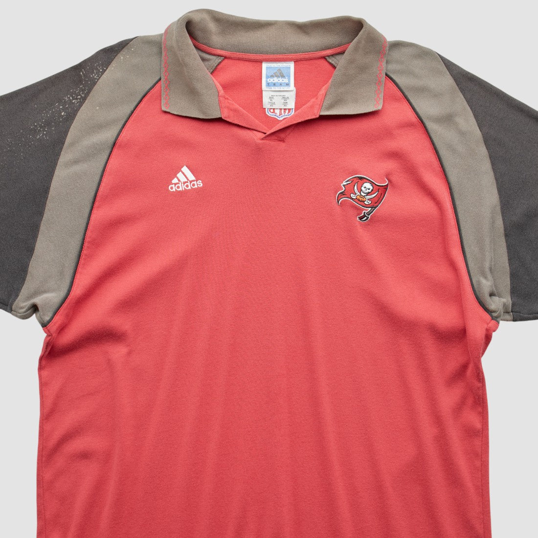 Tampa Bay Buccaneers 2000s T-Shirt - Red T-shirts