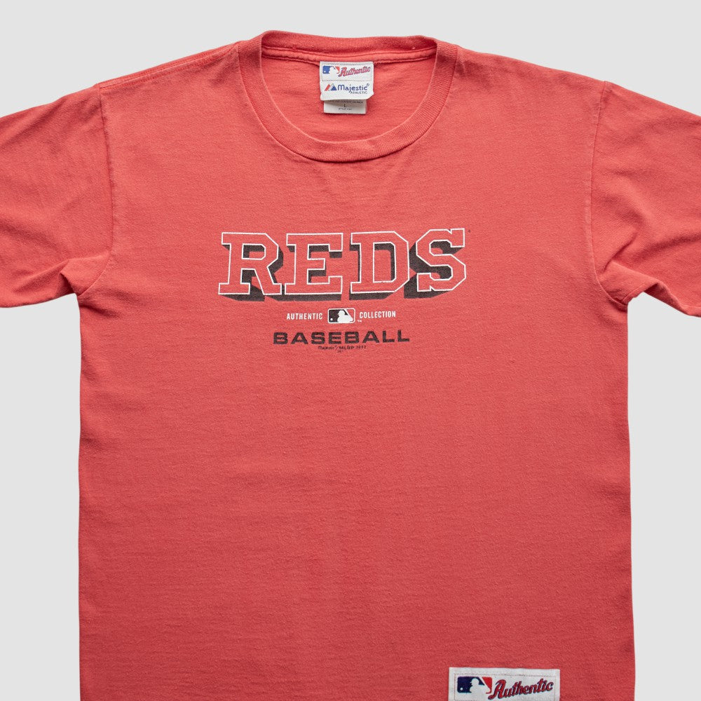 Cincinnati Reds Majestic 2002 T-Shirt - Red - XVintage T-shirts