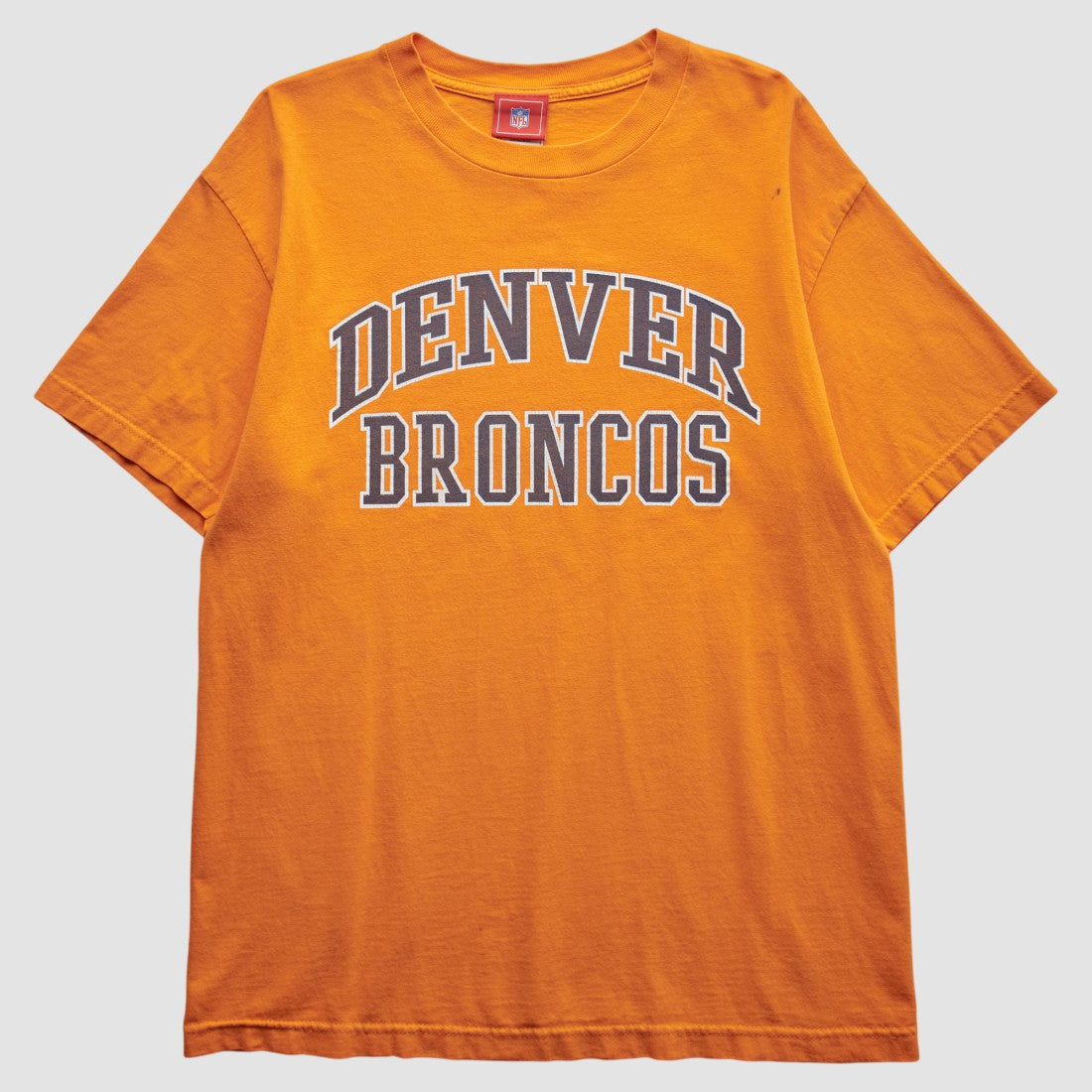 Denver Broncos NFL 2000s T-Shirt - Orange T-shirts