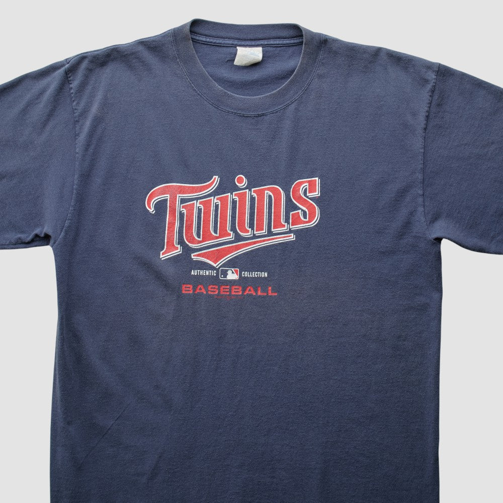 Minnesota Twins Majestic 2000s T-Shirt - Navy - XVintage T-shirts
