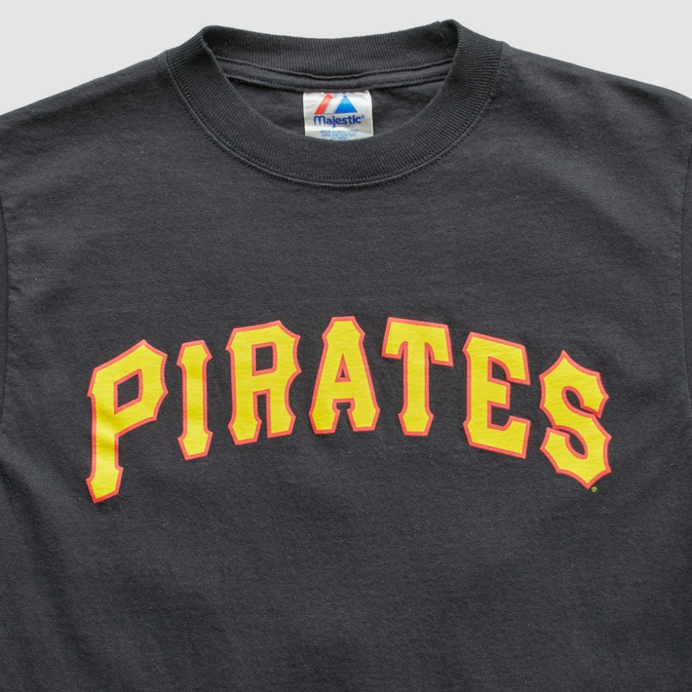 Pittsburgh Pirates Majestic 2000s T-Shirt - Black - XXVintage T-shirts