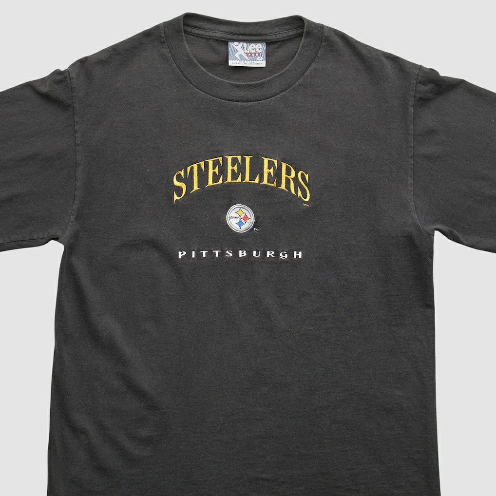 Pittsburgh Steelers Lee Apparel 90s T-Shirt - Black T-shirts