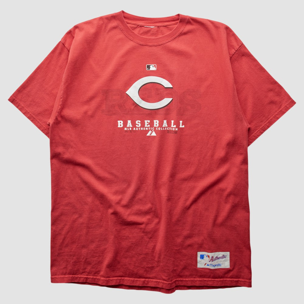 Cincinnati Reds Majestic 2000s T-Shirt - Red - 2XVintage T-shirts