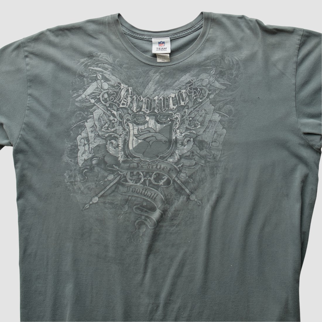 Denver Broncos 2000s T-Shirt - Gray T-shirts