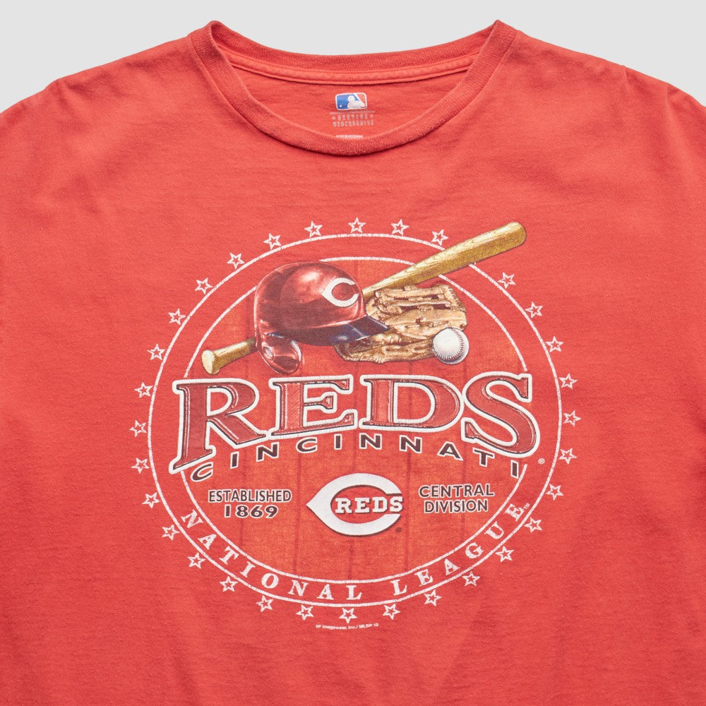 Cincinnati Reds Genuine Merchandise 2010 T-Shirt - Red - Vintage T-shirts