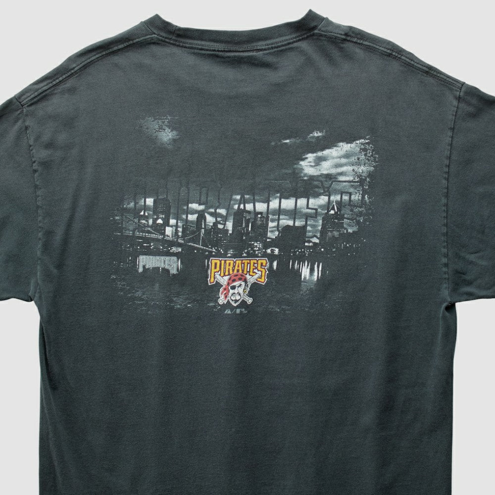Pittsburgh Pirates Majestic 2010 T-Shirt - Black - Vintage T-shirts